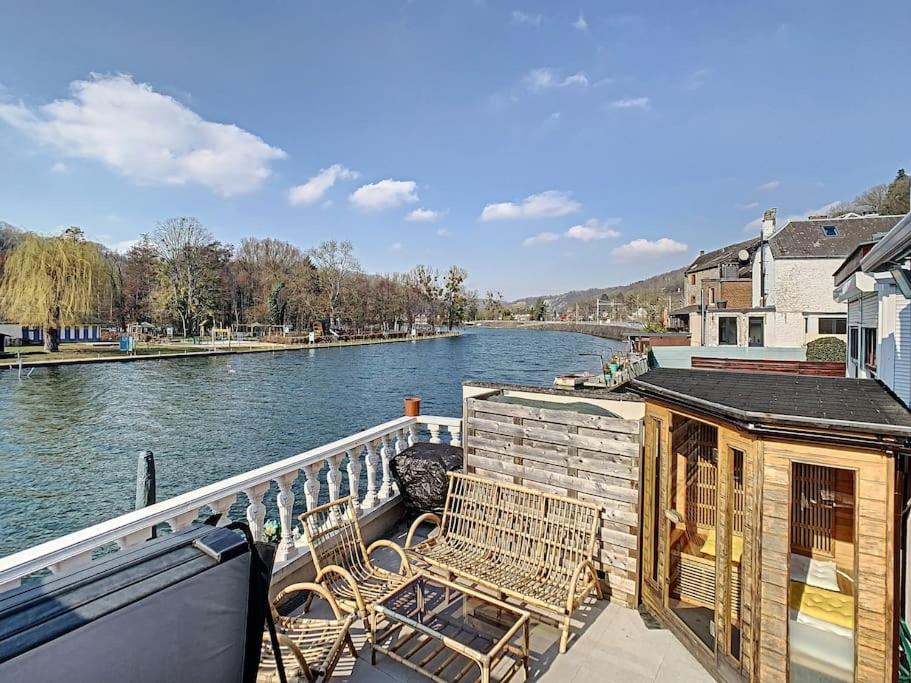Vue Sur Meuse Avec Jacuzzi Et Sauna Exterieur. Yvoir Екстер'єр фото